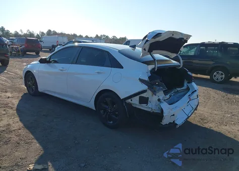 2022 Hyundai Elantra Sel z USA, uszkodzony, nr VIN 5NPLM4AGXNH060155